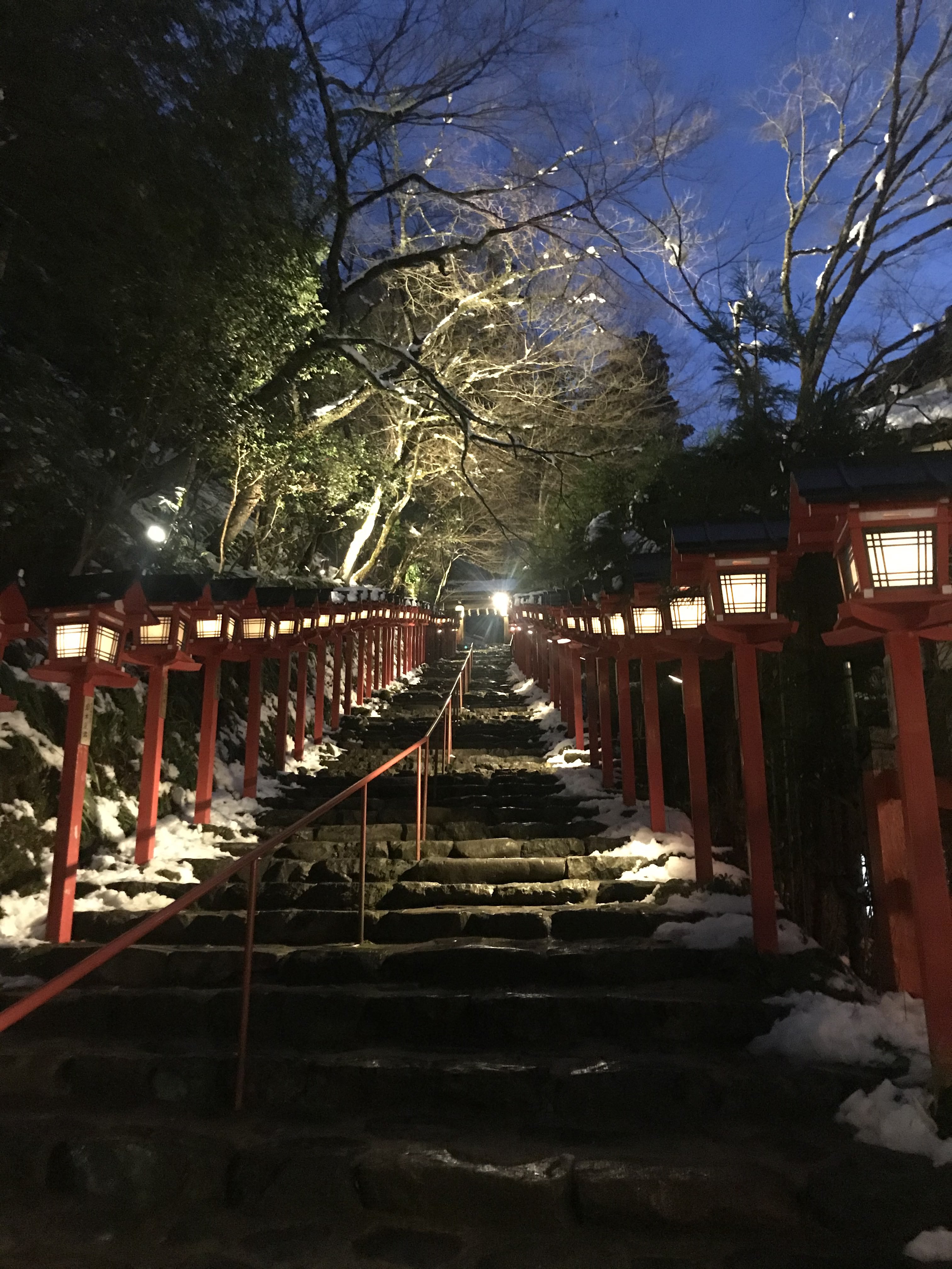 雪化粧の京都:貴船神社